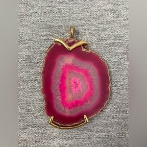 Pink stone necklace pendant tie dye look